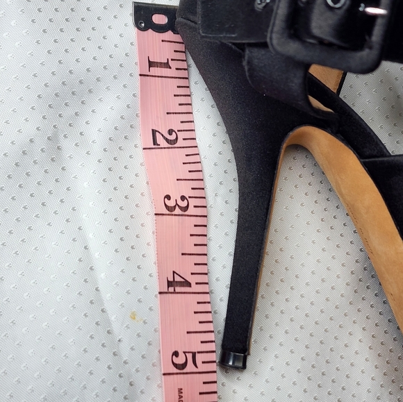 Celine Paris Silk/Satin heels - Picture 7 of 8